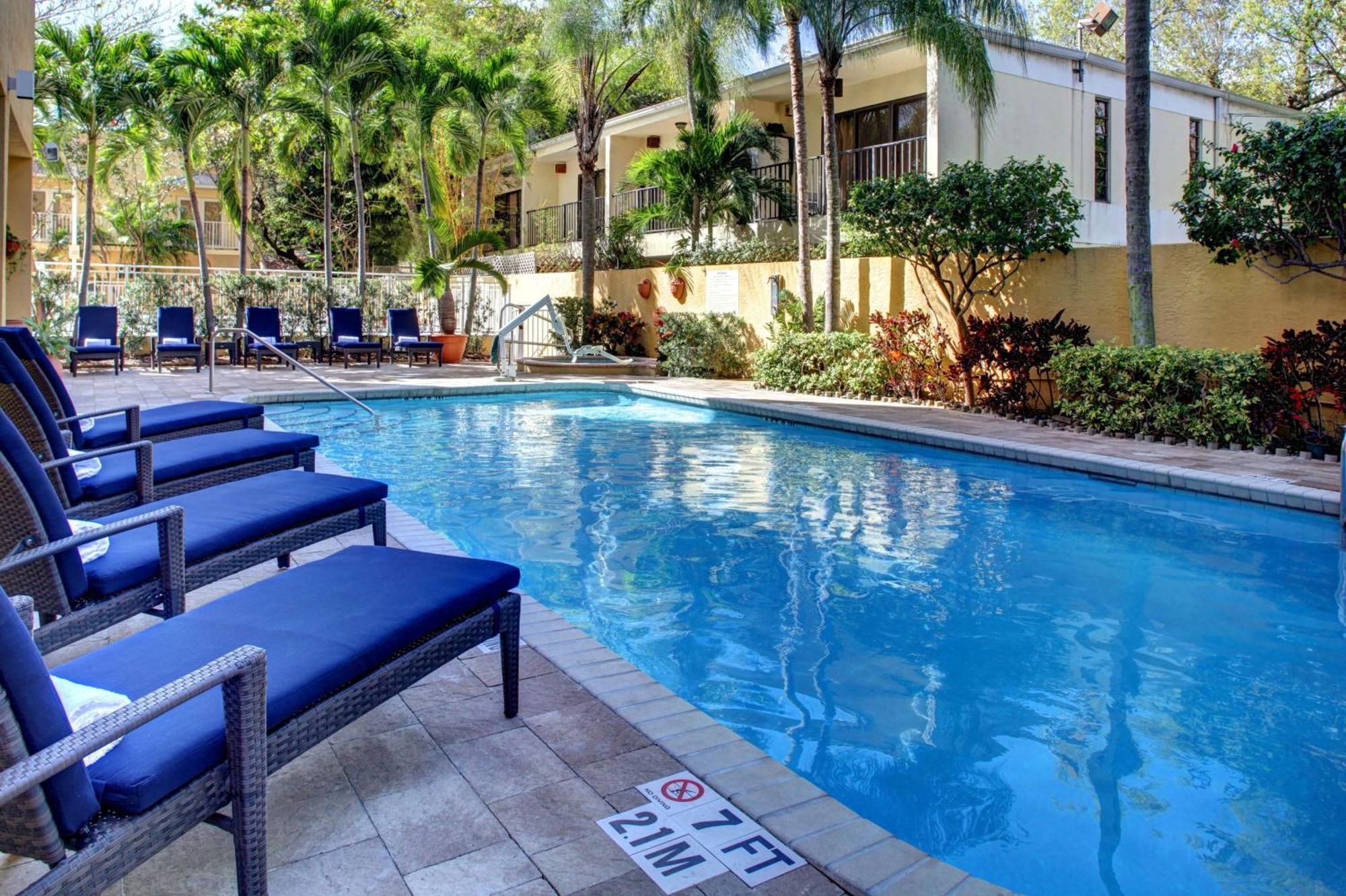 Hampton Inn Miami-Coconut Grove/Coral Gables Exterior foto